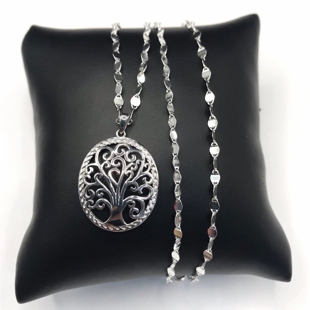 925 Sterling Silver Tree of Life Pendant Necklace Size 18”